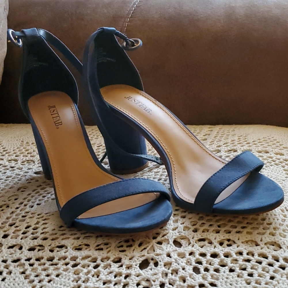 JUSTFAB blue heels